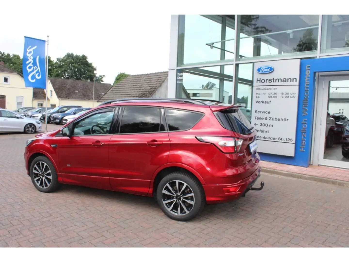 Ford Kuga ST-LINE AUTOMATIK ALLRAD, AHK, ACC, NAVI, XENON, R Rood - 2