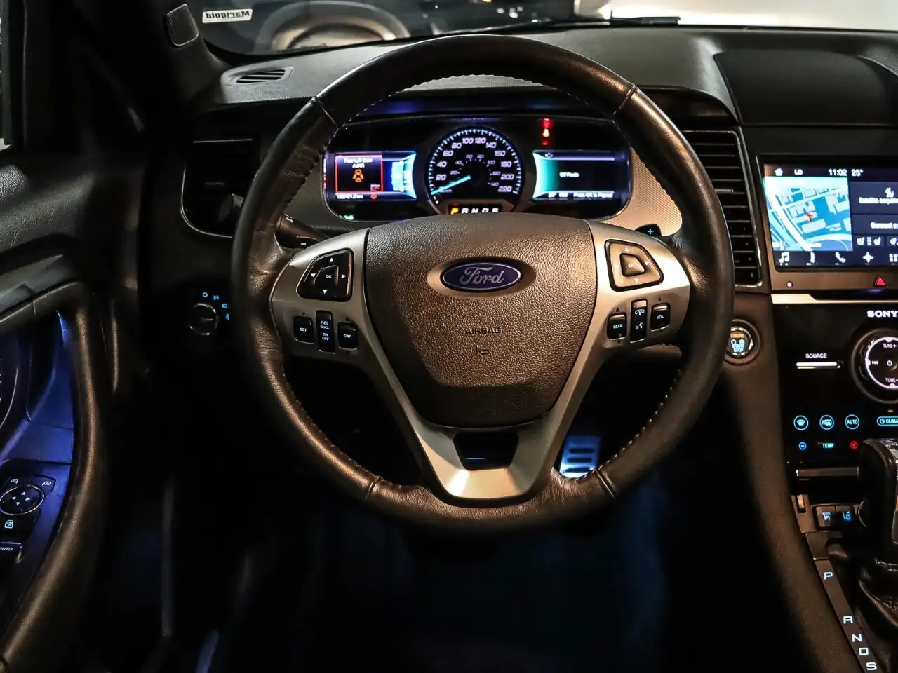 Ford Taurus photo Ford Taurus