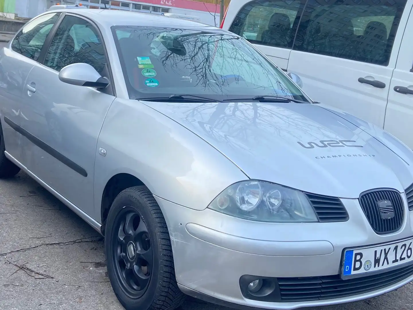 SEAT Ibiza Ibiza 1.4 16V Fresh Silber - 1