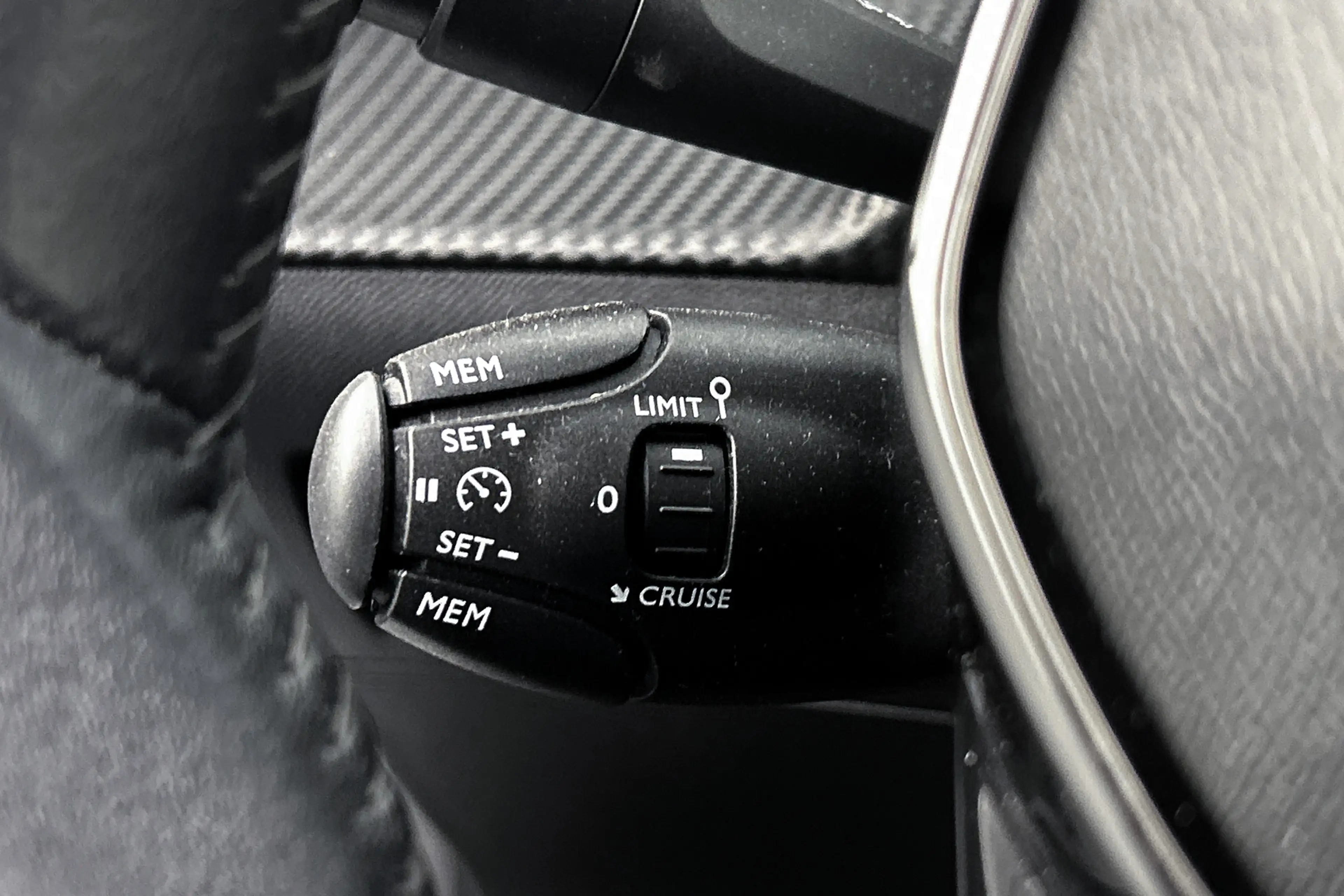 Peugeot 208 1.2 PureTech | LED | Airco | Navigatie | Apple Car — photo 17