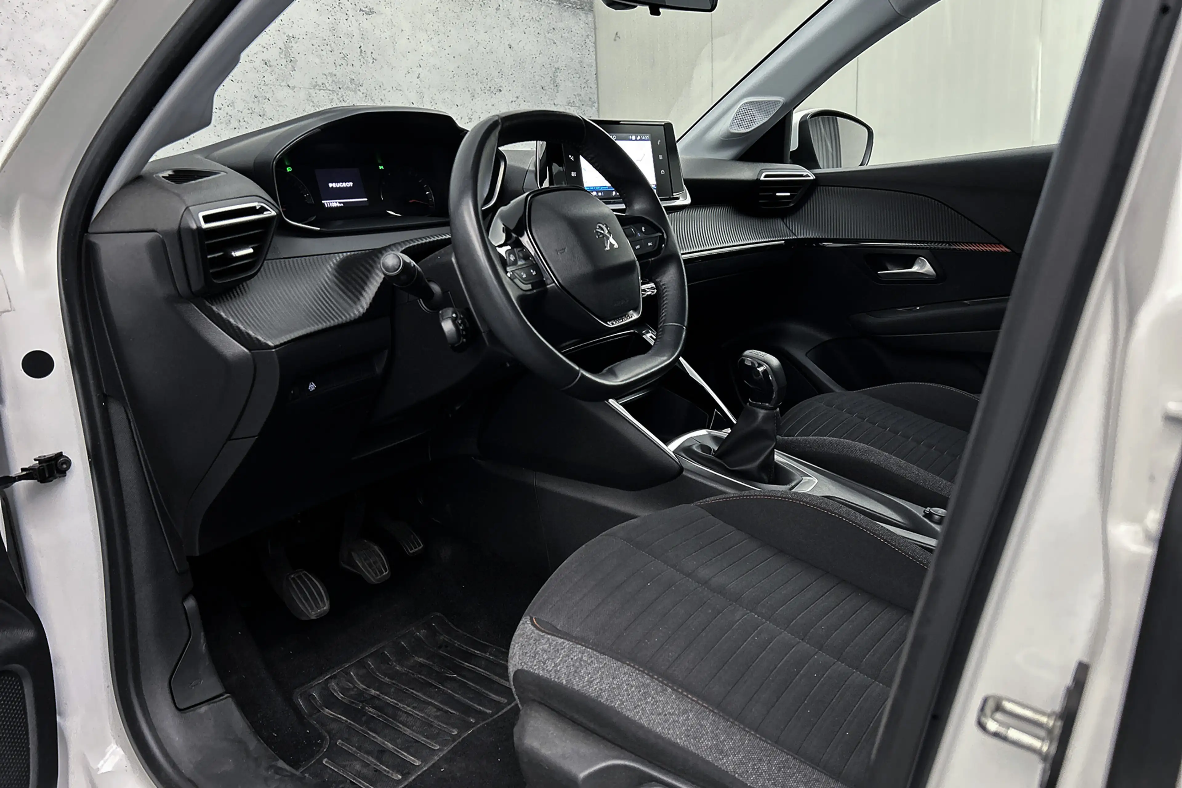 Peugeot 208 1.2 PureTech | LED | Airco | Navigatie | Apple Car — photo 21