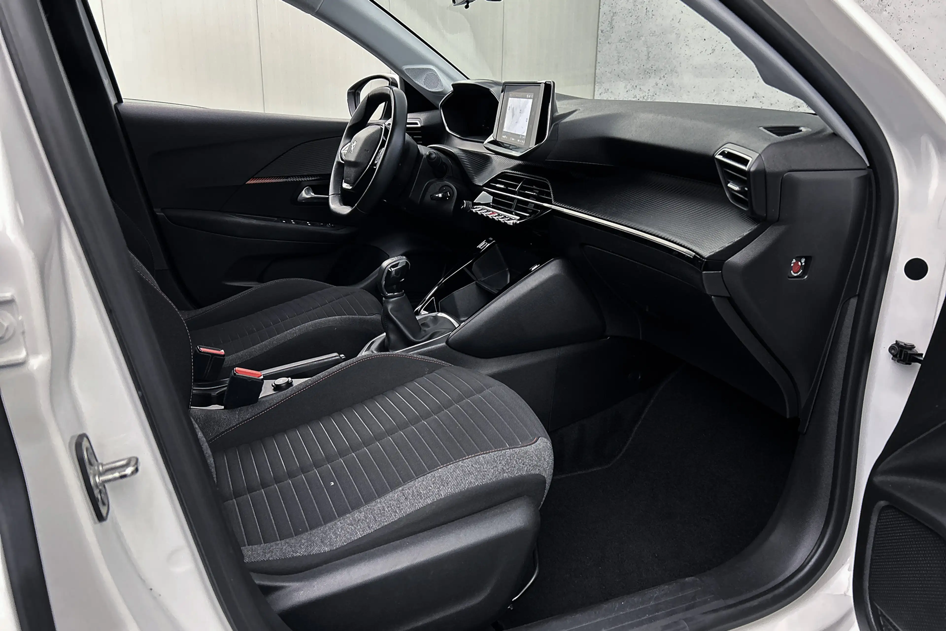 Peugeot 208 1.2 PureTech | LED | Airco | Navigatie | Apple Car — photo 29