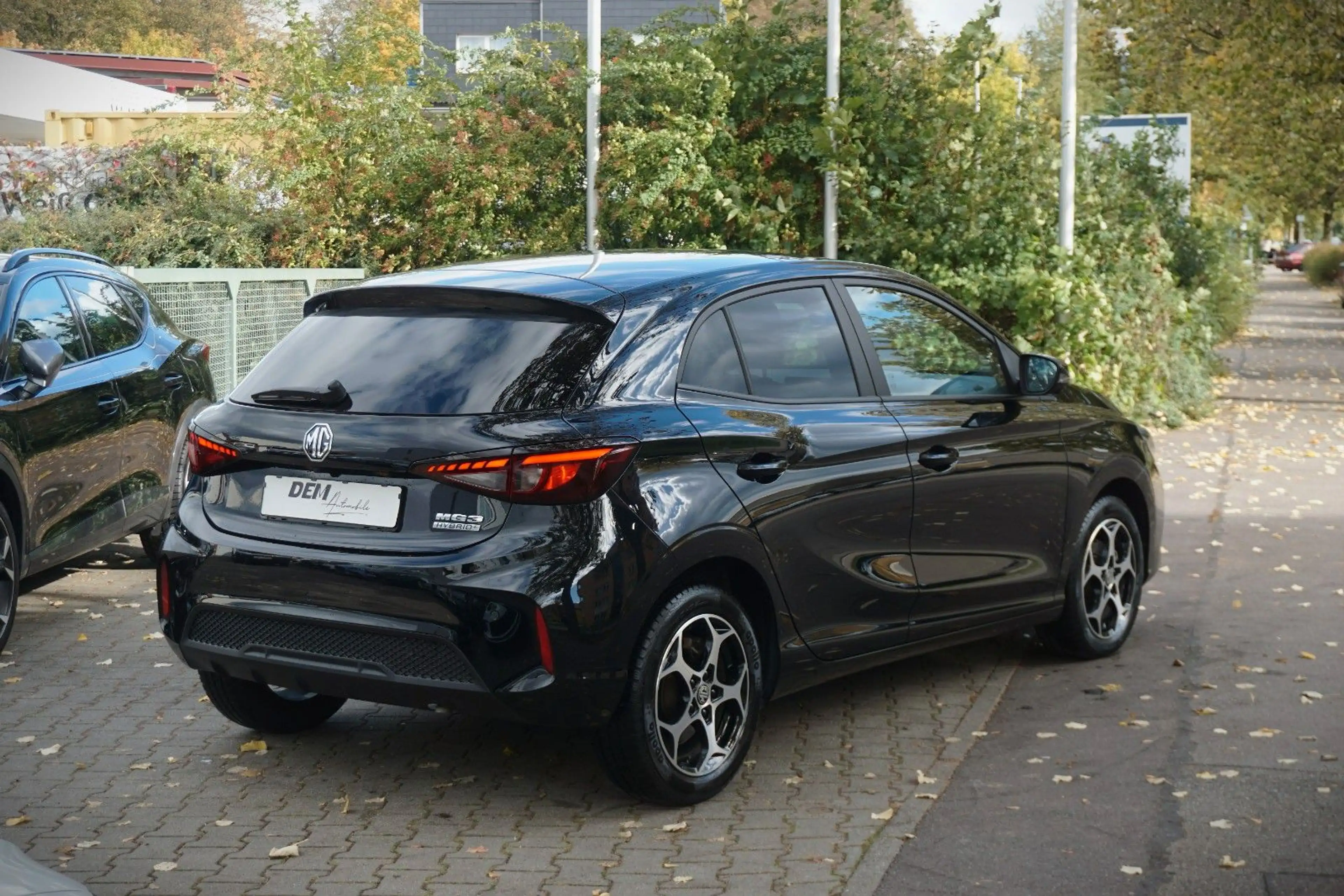 MG MG3 1.5 Hybrid+ 143 kW Luxury / 360° / ACC / — photo 4