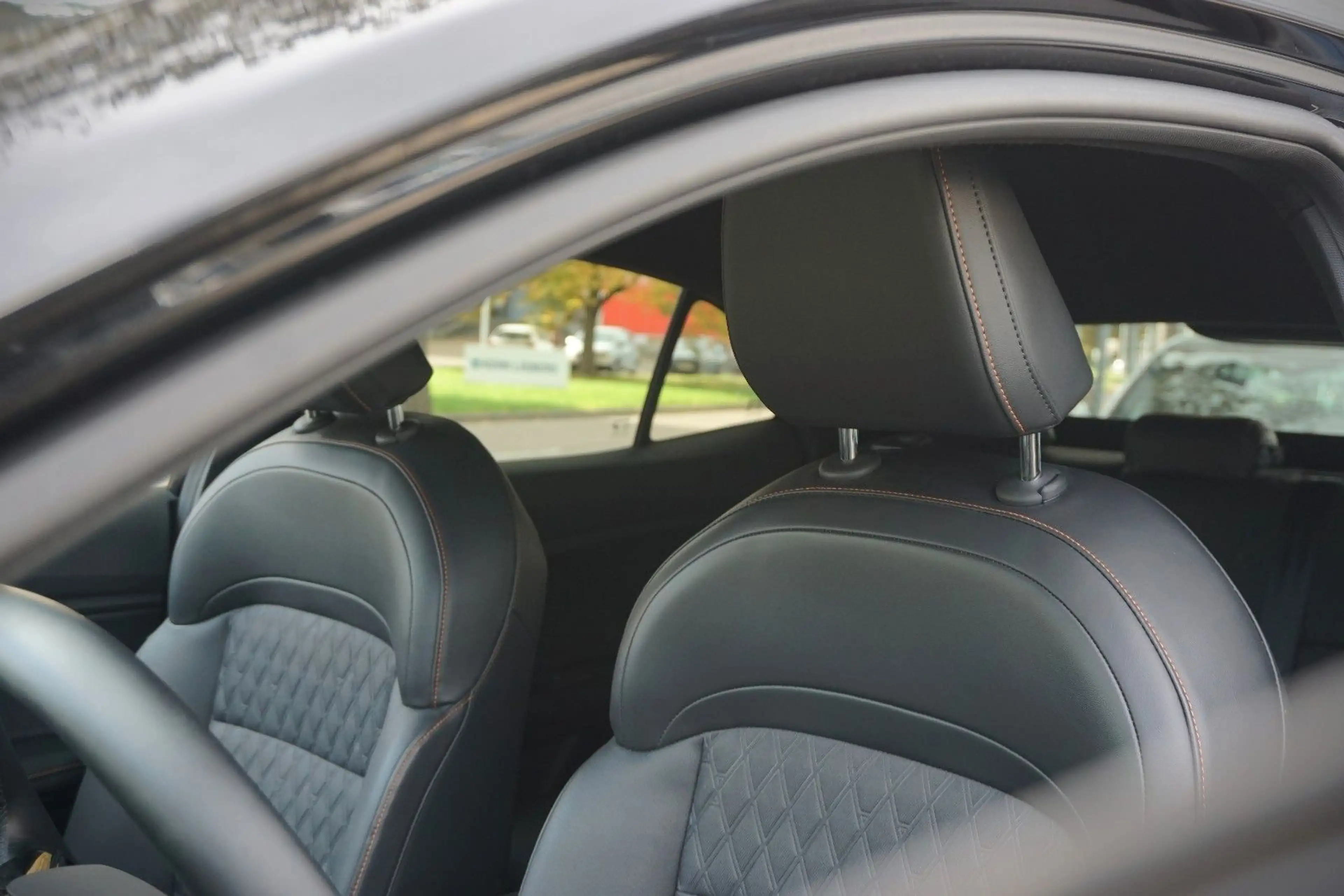 MG MG3 1.5 Hybrid+ 143 kW Luxury / 360° / ACC / — photo 9