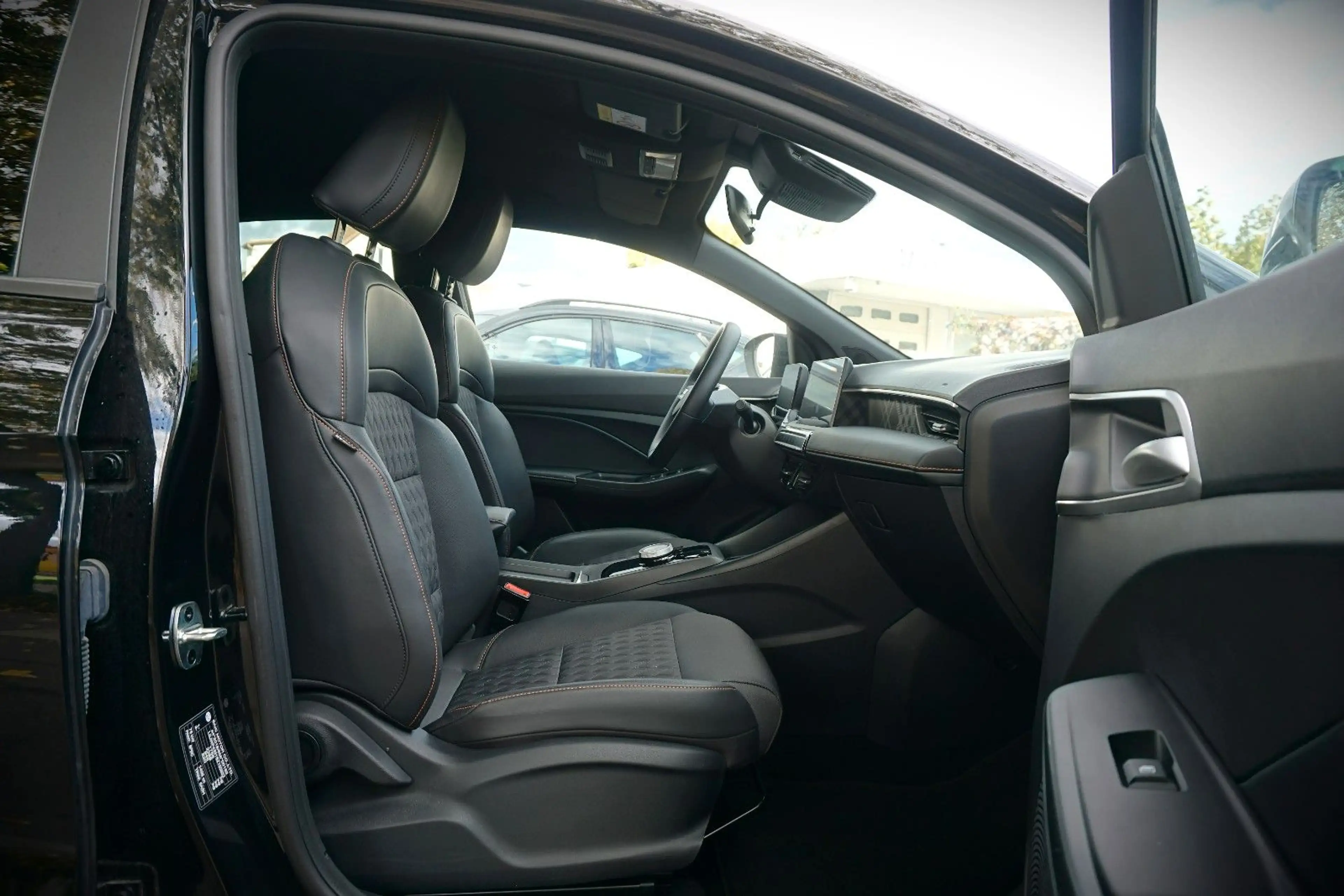 MG MG3 1.5 Hybrid+ 143 kW Luxury / 360° / ACC / — photo 13