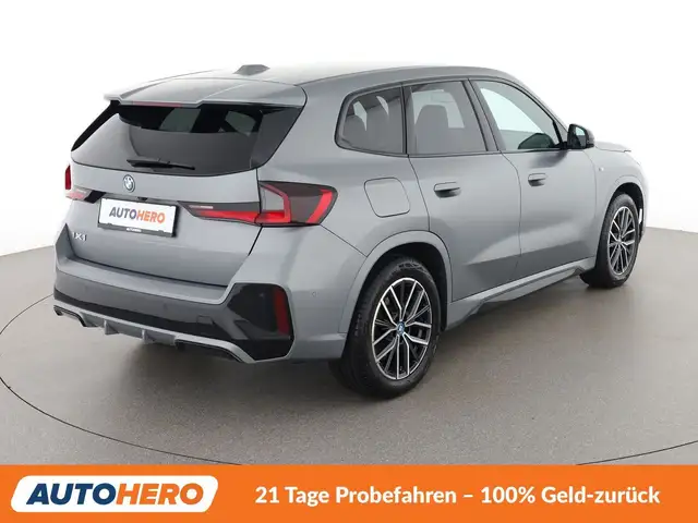 BMW Ix1 view 6