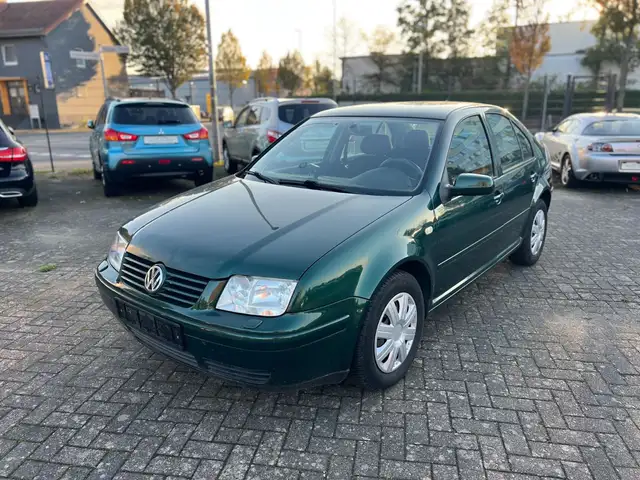 Volkswagen Bora 1.6*Technisch&Optisch guter Zustand*AC
