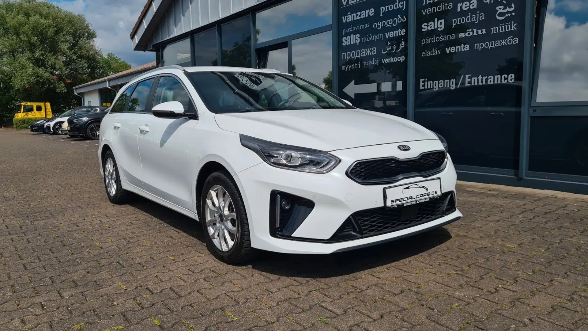 Kia XCeed Hybrid Spirit - ASSISTS - LEDER - AHK Bílá - 1