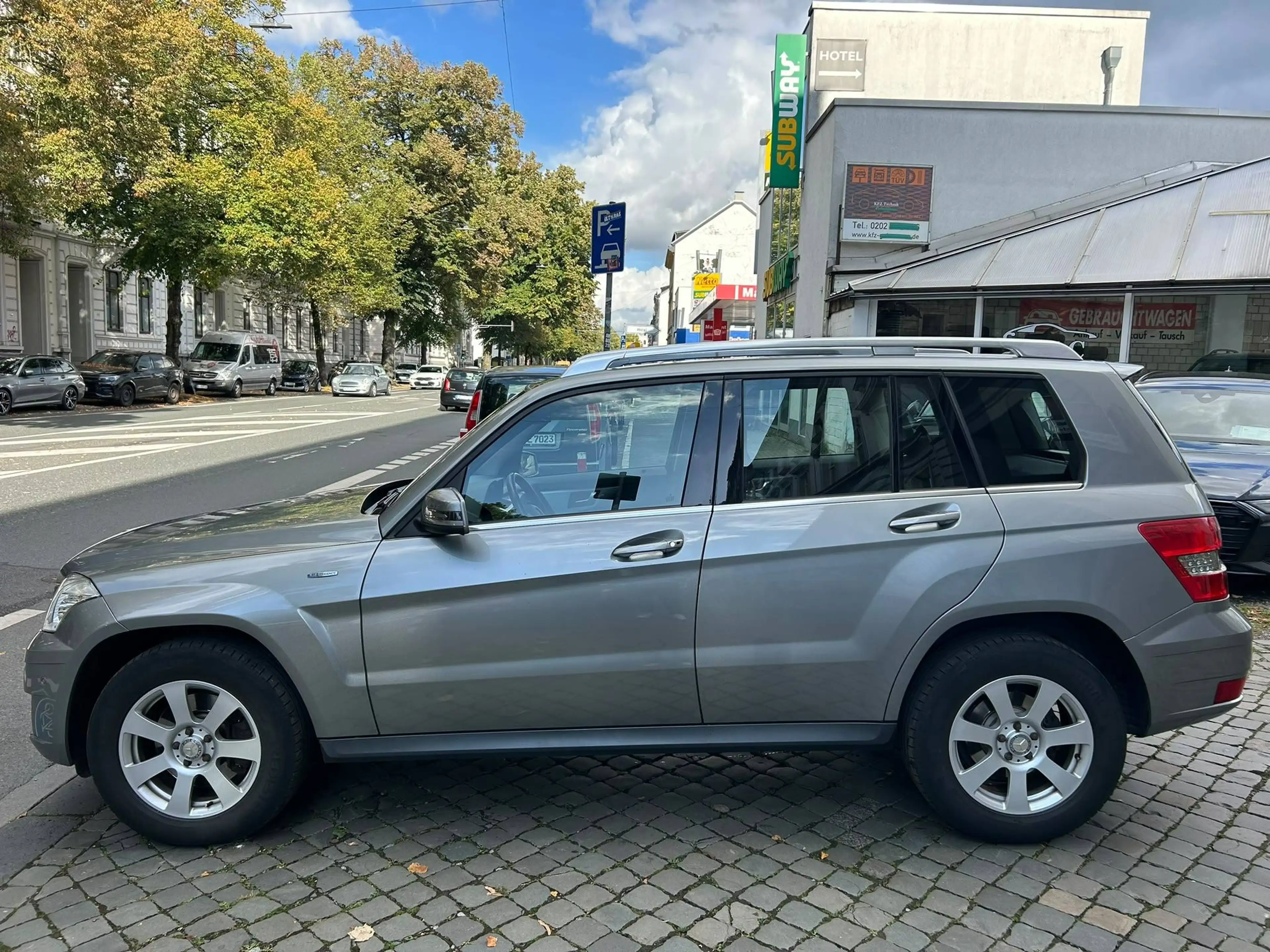 Mercedes-Benz GLK 220 GLK 220 CDI 4Matic Panorama/Xenon/Navi/2.Hand — photo 3