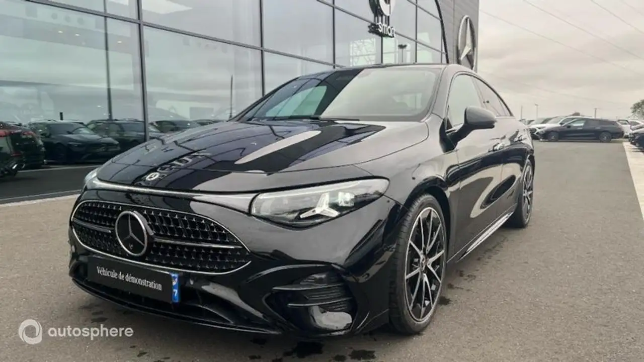 Mercedes-Benz CLA 200