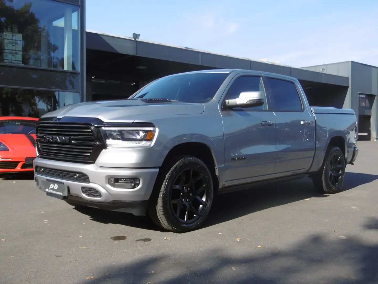 Dodge RAM 22" 4x Sitzh Sitzbel Vollleder UC5 Garantie Silber - 2