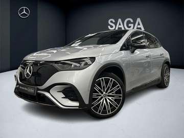 300 AMG Pack Night Pano