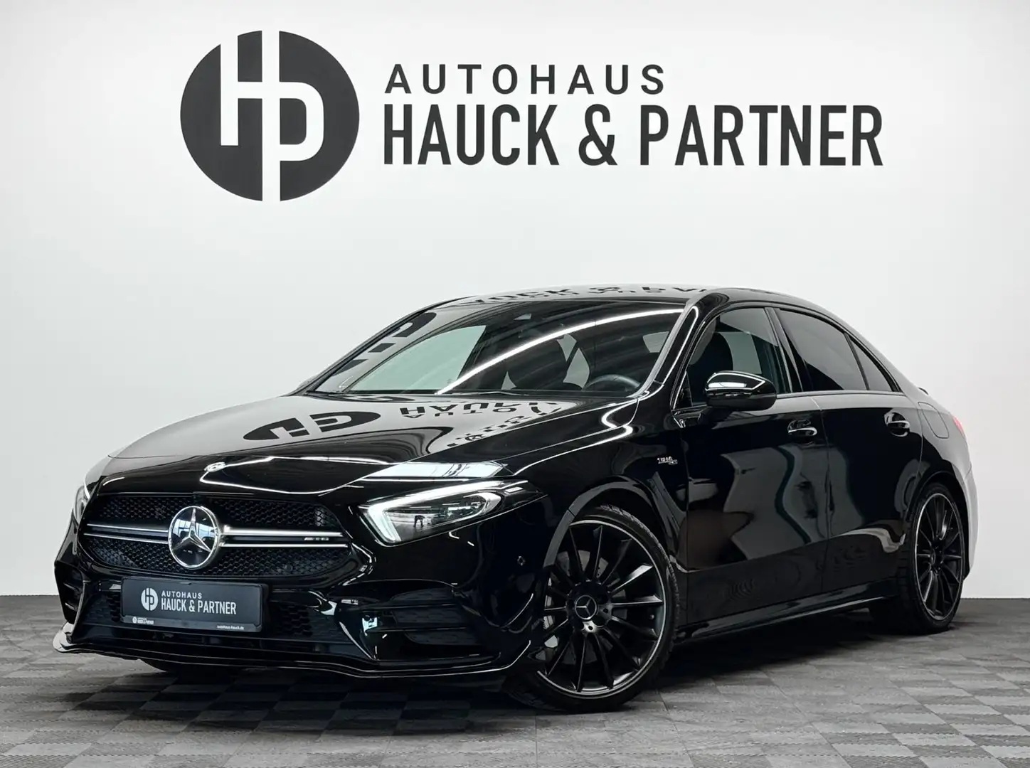 Mercedes-Benz A 35 AMG 4M Lim.*Aero*Burmester*Kamera*Night*LED Zwart - 1