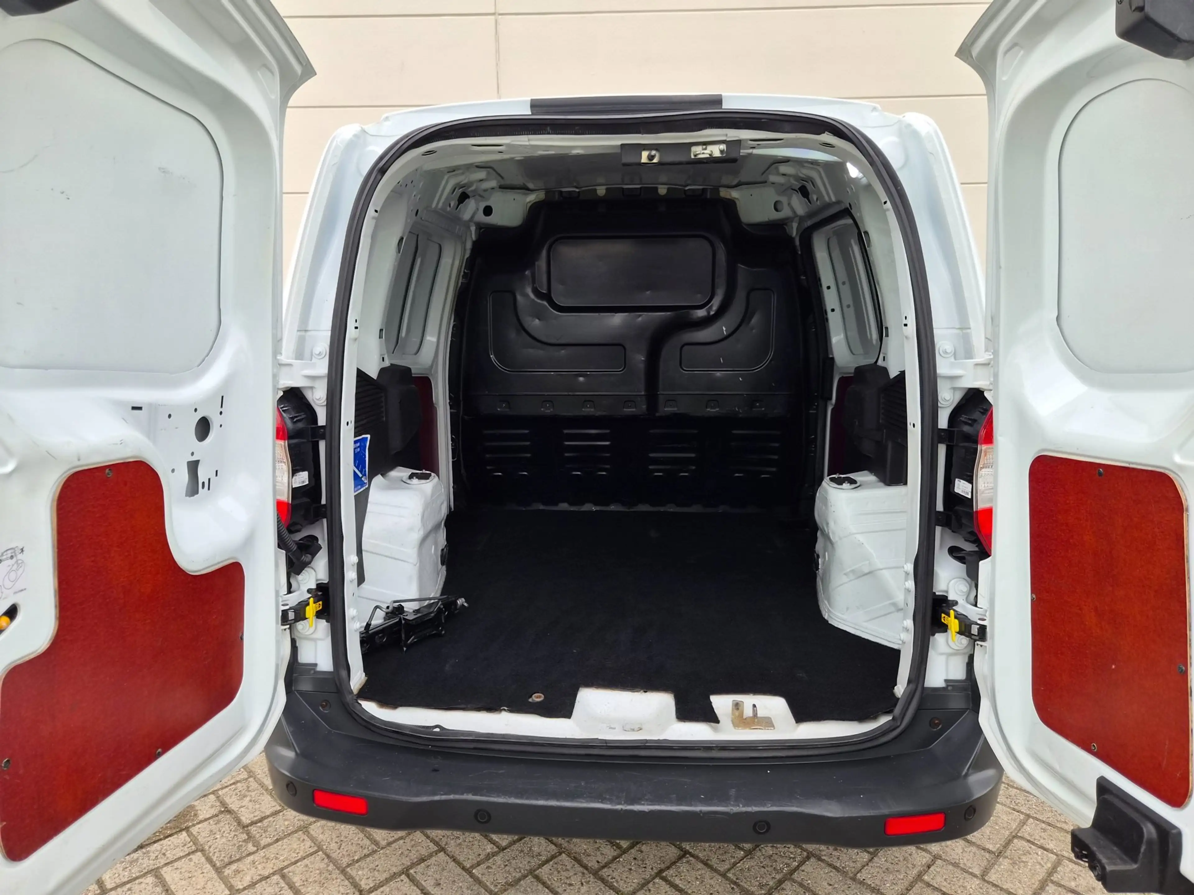 Ford Transit Courier 1.5 TDCI 100pk Trend |Airco|Cruise| — photo 9