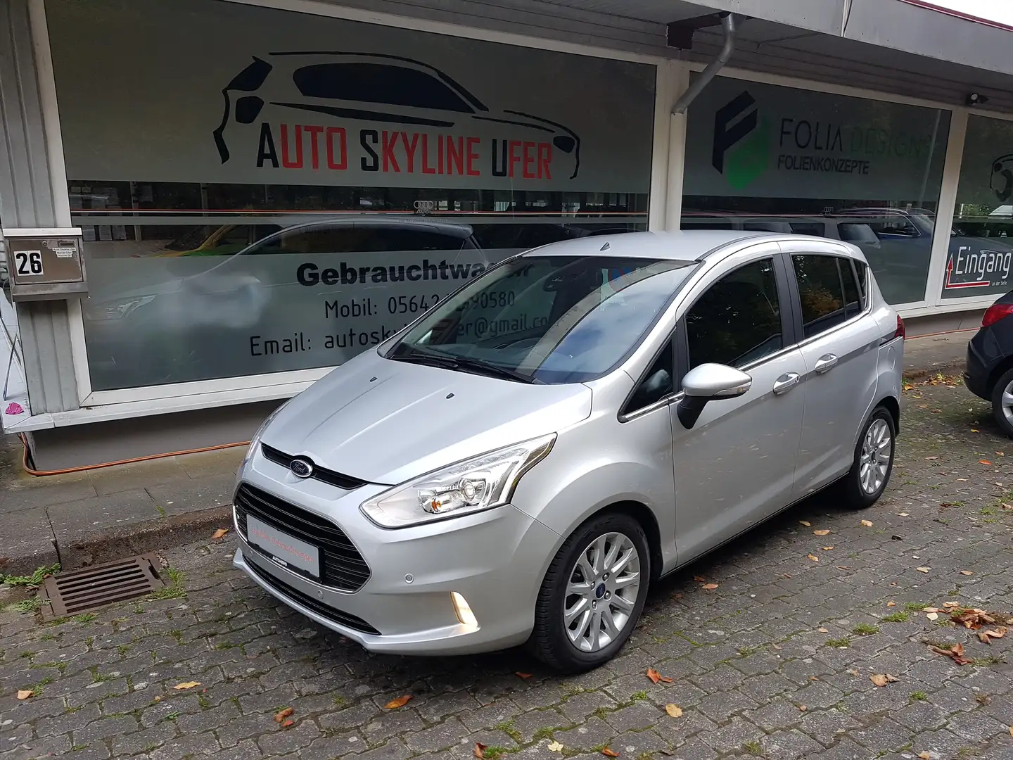 Ford B-Max Titanium AUTOMATIK+WINTERP+NAVI+ALLWETT+ZAHNRIEMEN Silber - 1