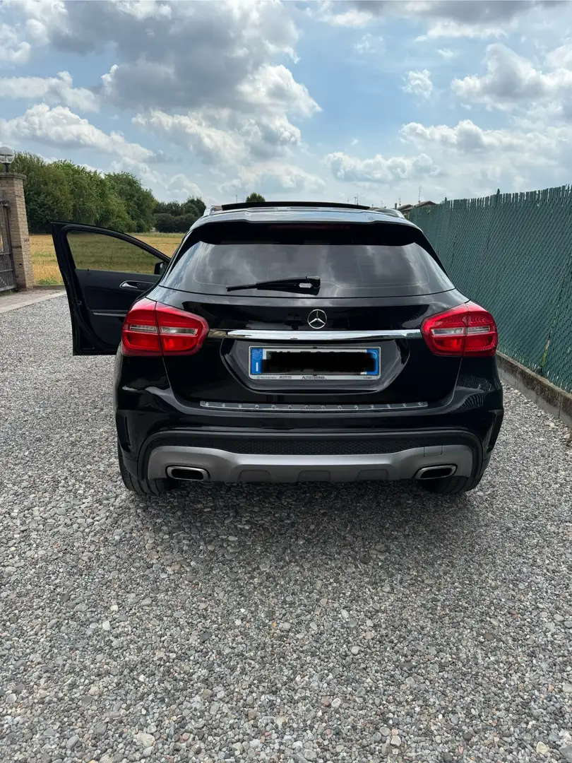 Mercedes-Benz GLA 200 d (cdi) Premium auto - 2