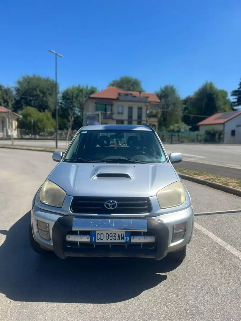 Toyota RAV 4 D-4D 4x4 Cat 5P Sol - 2