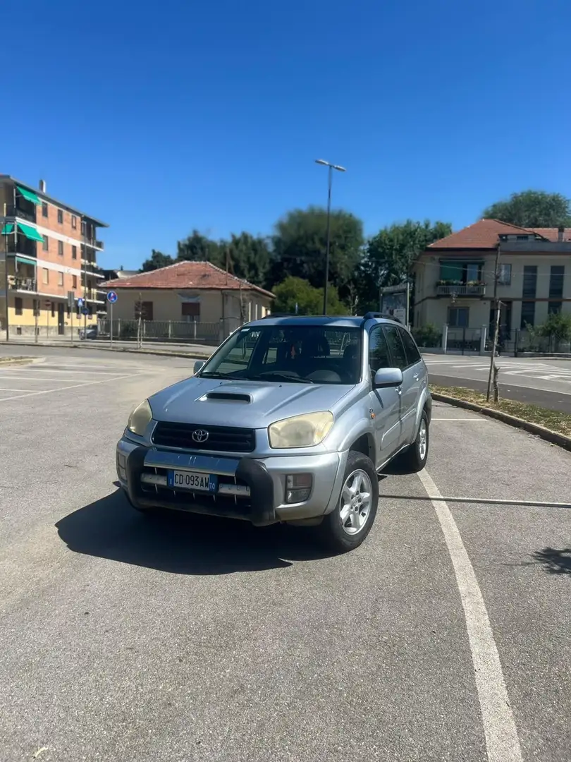 Toyota RAV 4 D-4D 4x4 Cat 5P Sol - 1