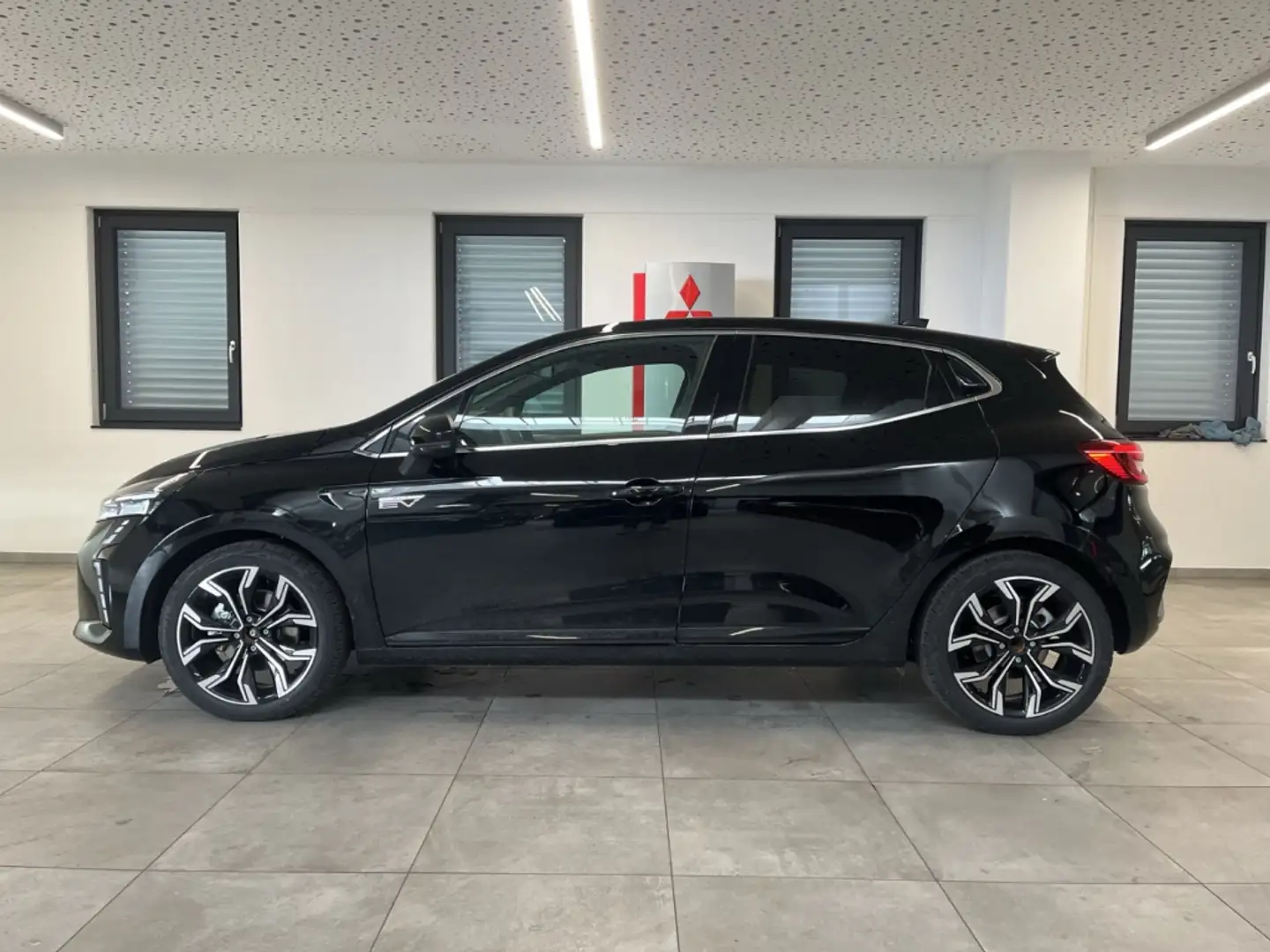 Mitsubishi Colt 1.6 Hybrid Select LED Kamera Navi Klimaauto Schwarz - 2