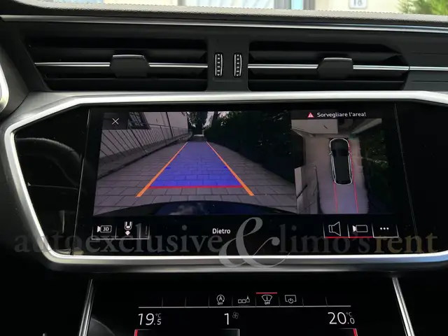 Audi RS6 view 12