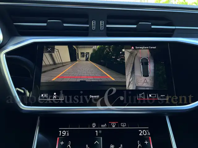 Audi RS6 view 13