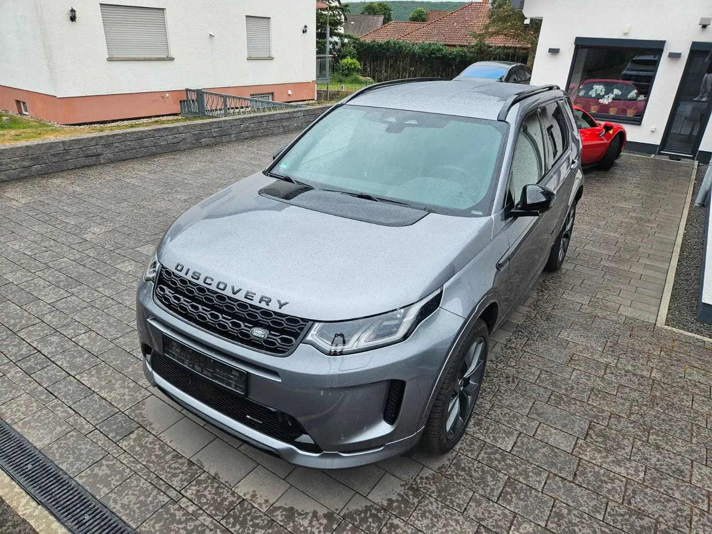 Land Rover Discovery Sport D200 R-Dynamic SE AWD Grau - 2