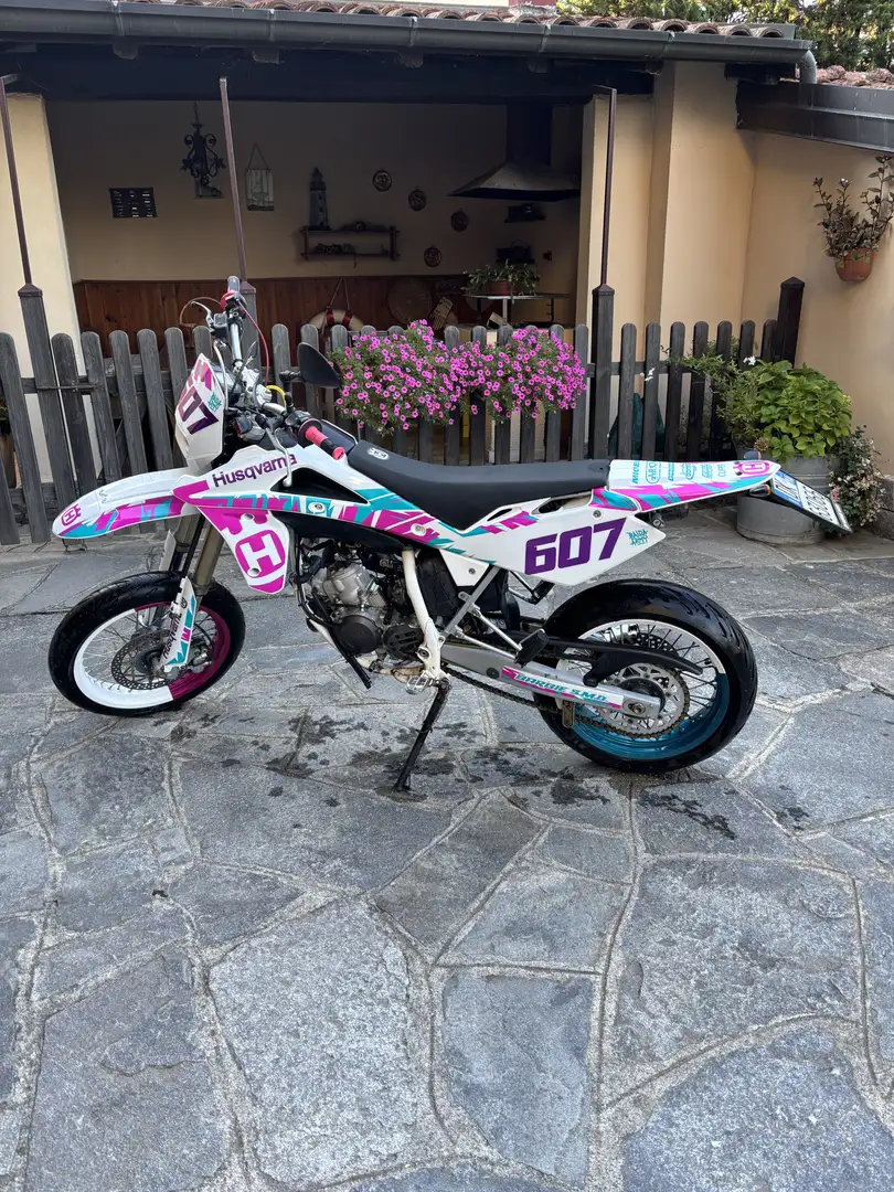 Husqvarna SM 125 2T per neopatentati - 1