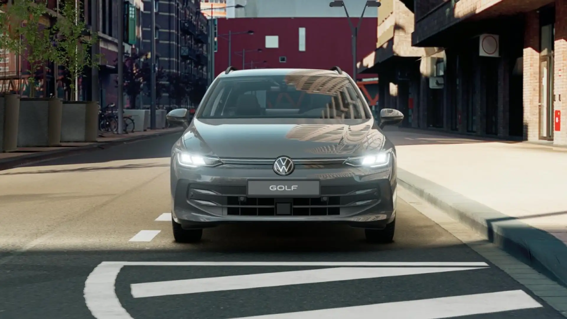 Volkswagen Golf VIII Variant 1.5 TSI Life LED PDC ACC Klima LM Grau - 2