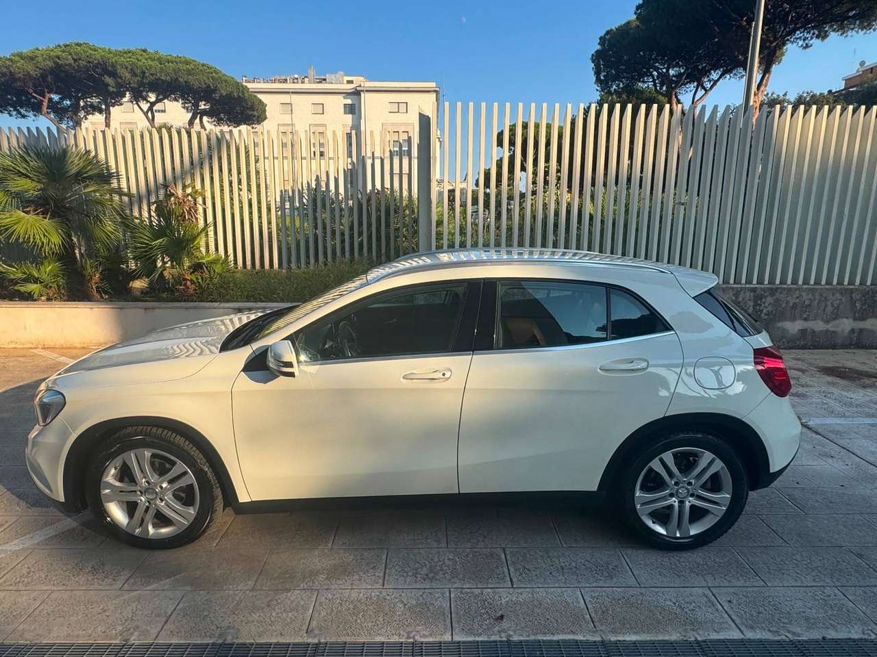 Mercedes-Benz GLA 200 X156 Sport