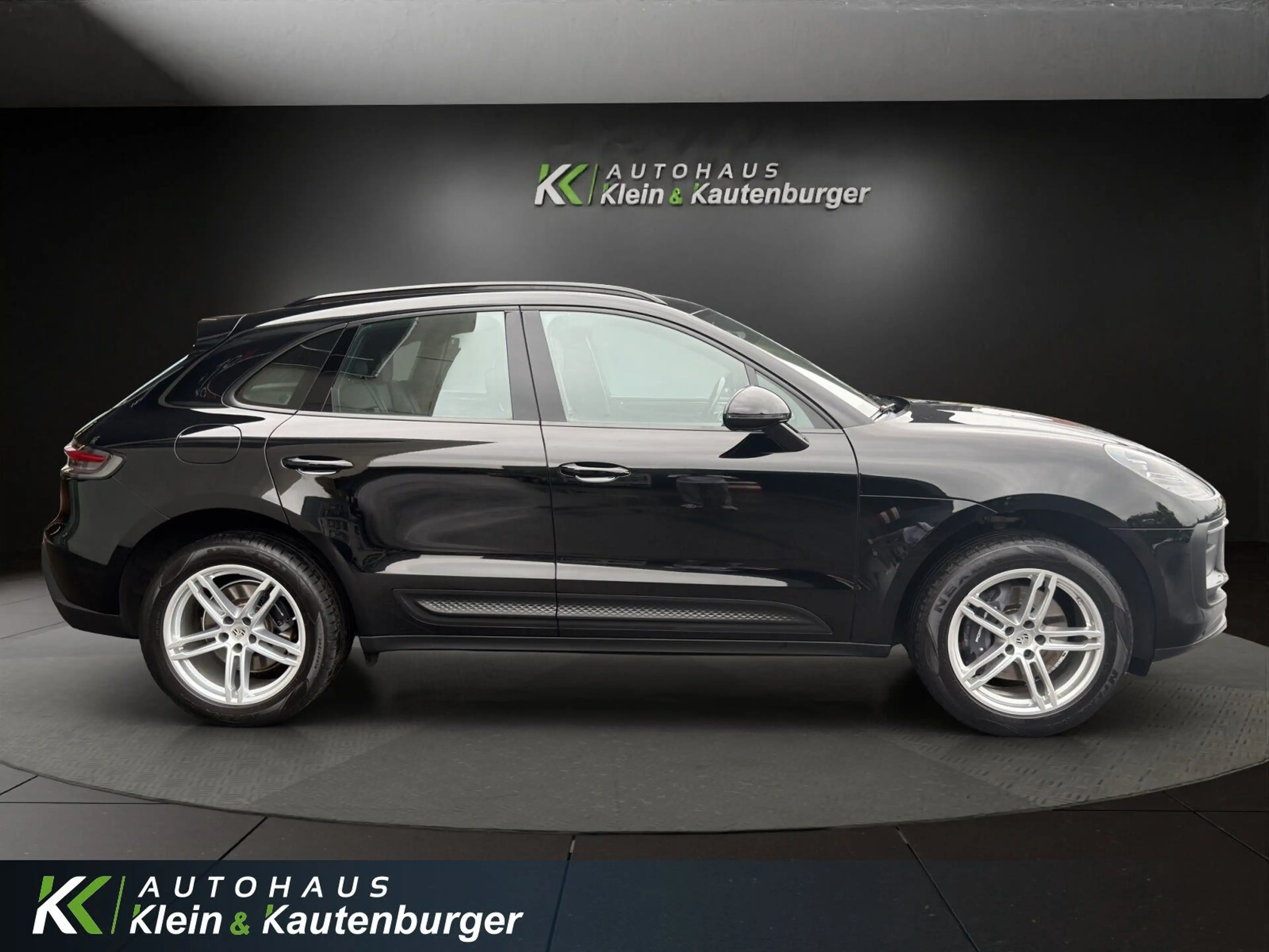 Porsche Macan MACAN 2.0T+KAMERA+PANODACH +SITZH+LED+DACHREHLIN — photo 4