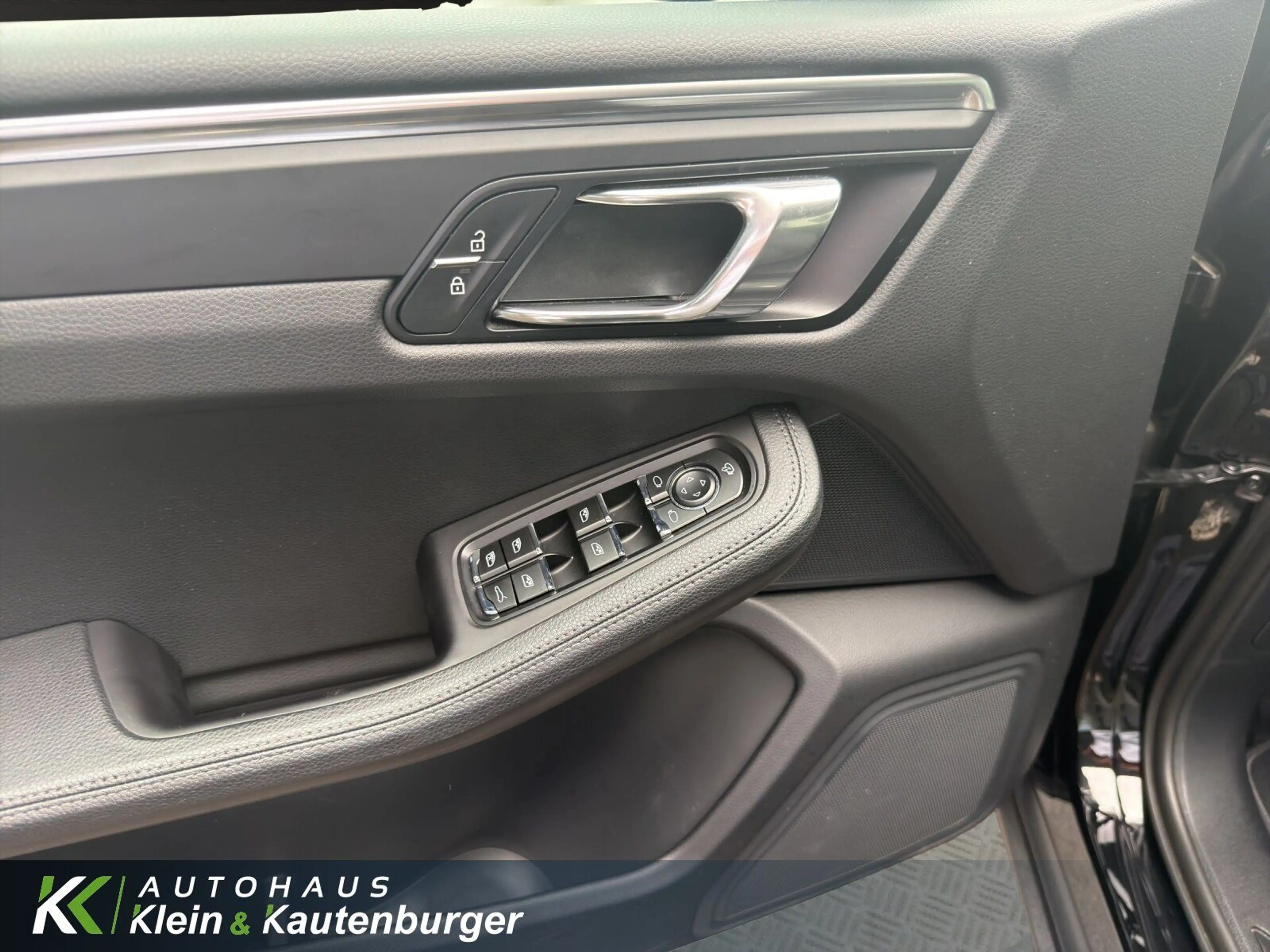 Porsche Macan MACAN 2.0T+KAMERA+PANODACH +SITZH+LED+DACHREHLIN — photo 12