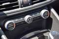 Alfa Romeo Giulia Veloce 2,0 280 AT AWD Q4 Schwarz - thumbnail 25