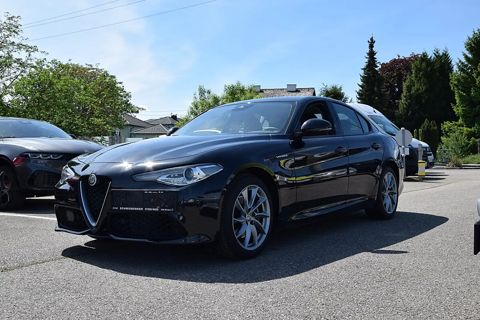 Alfa Romeo Giulia Veloce 2,0 280 AT AWD Q4 Schwarz - 1