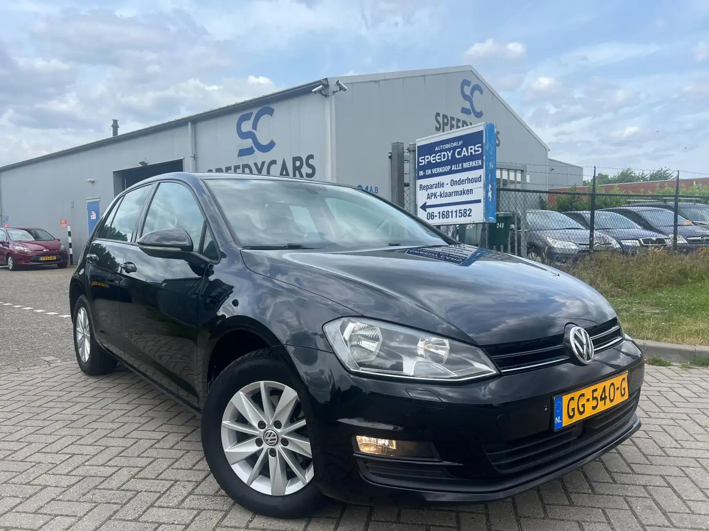 Volkswagen Golf 1.2 TSI Highline 2014 Clima Cruise Navi Distronic Zwart - 1