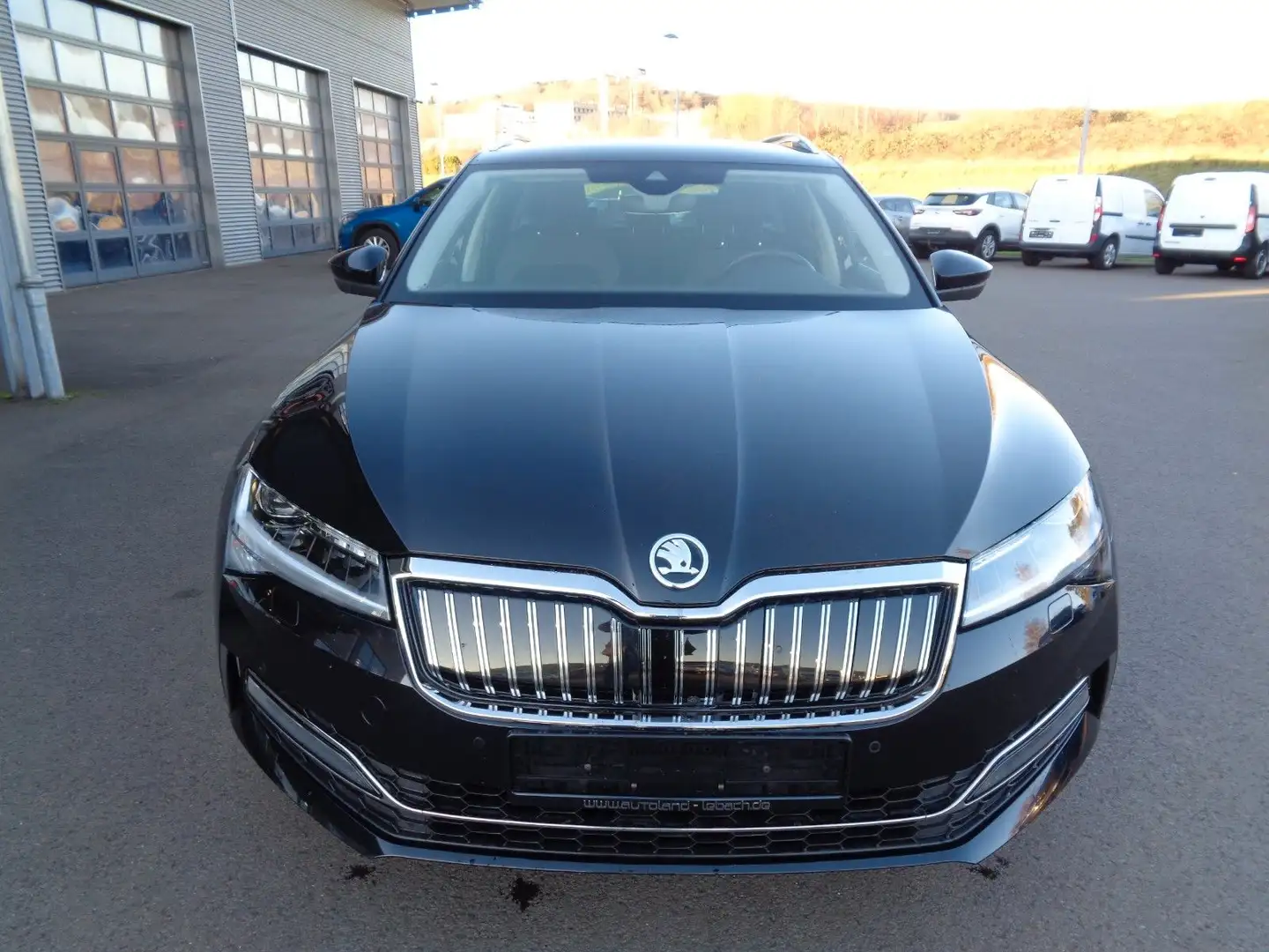 Skoda Superb Kombi Style iV,Navi,AHK,LED. Noir - 2