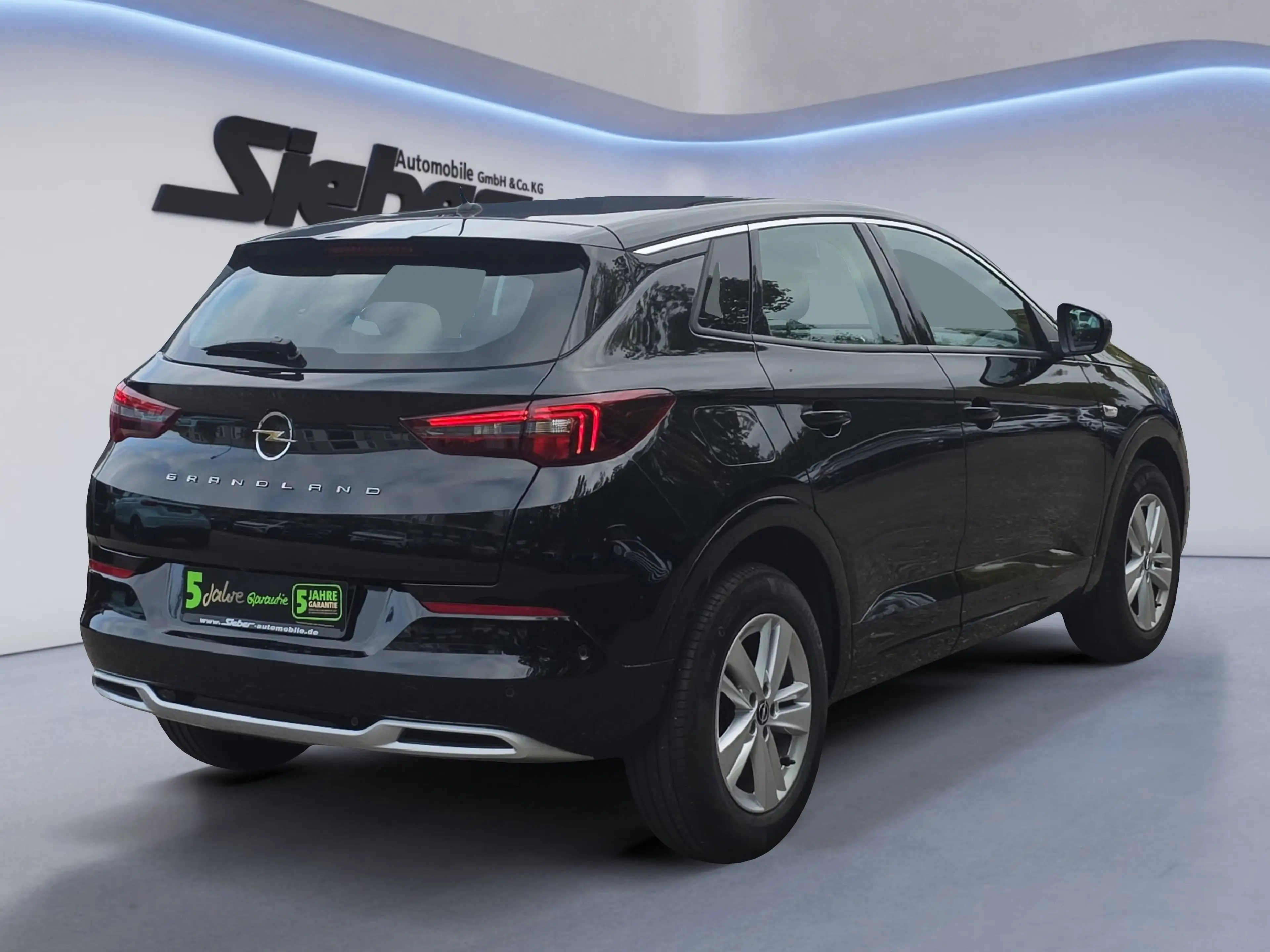 Opel Grandland 1.2 Turbo Enjoy *Klimaautomatik*LED* — photo 4