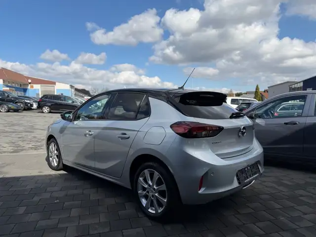 Opel Corsa view 5