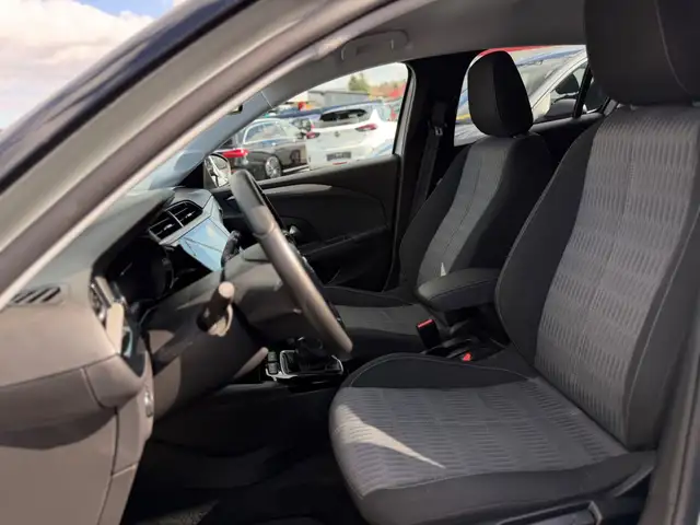 Opel Corsa view 12