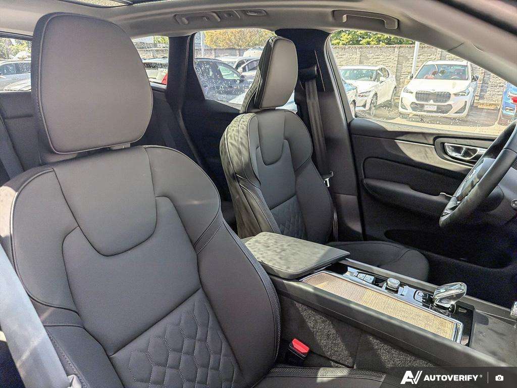2026 Volvo XC60 T8 AWD Plus Dark Theme thumb 21