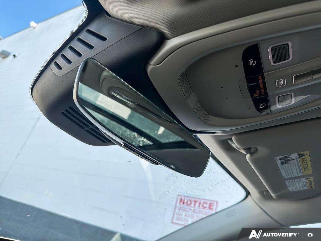 2026 Volvo XC60 T8 AWD Plus Dark Theme thumb 20