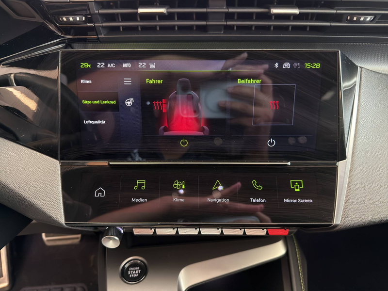 Peugeot 408 GT 1.2 130 EAT8 PureTech PDC/RFK/SHZ/LED/DAB/NAVI — photo 12