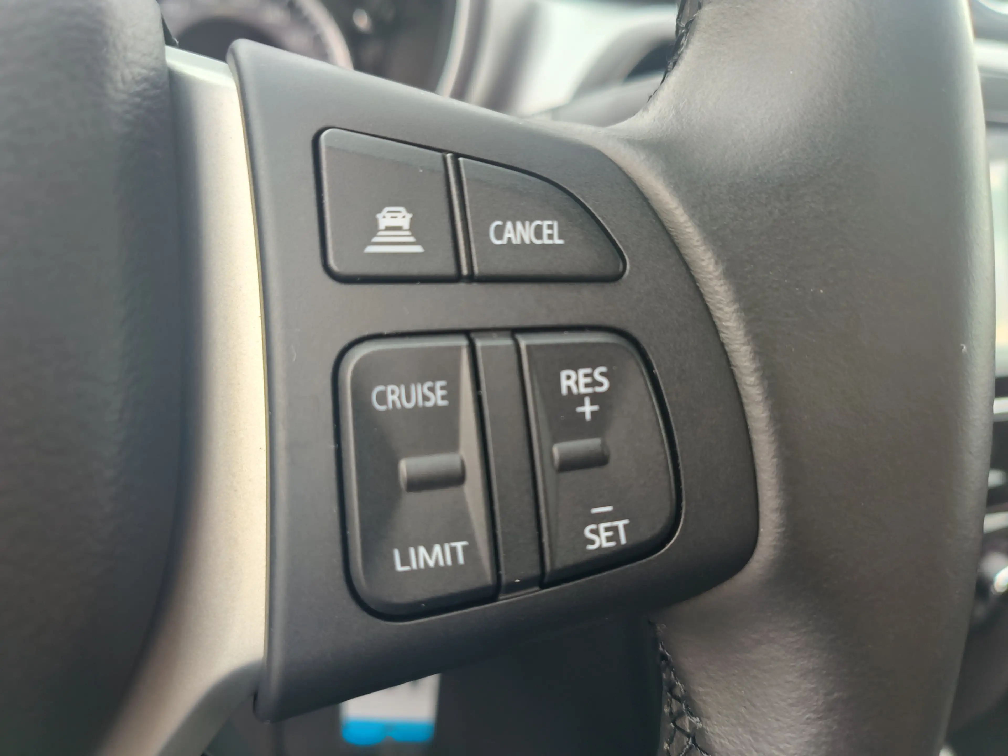 Suzuki Vitara 1.4 Boosterjet Select Rhino Edition Smart Hybrid u — photo 18