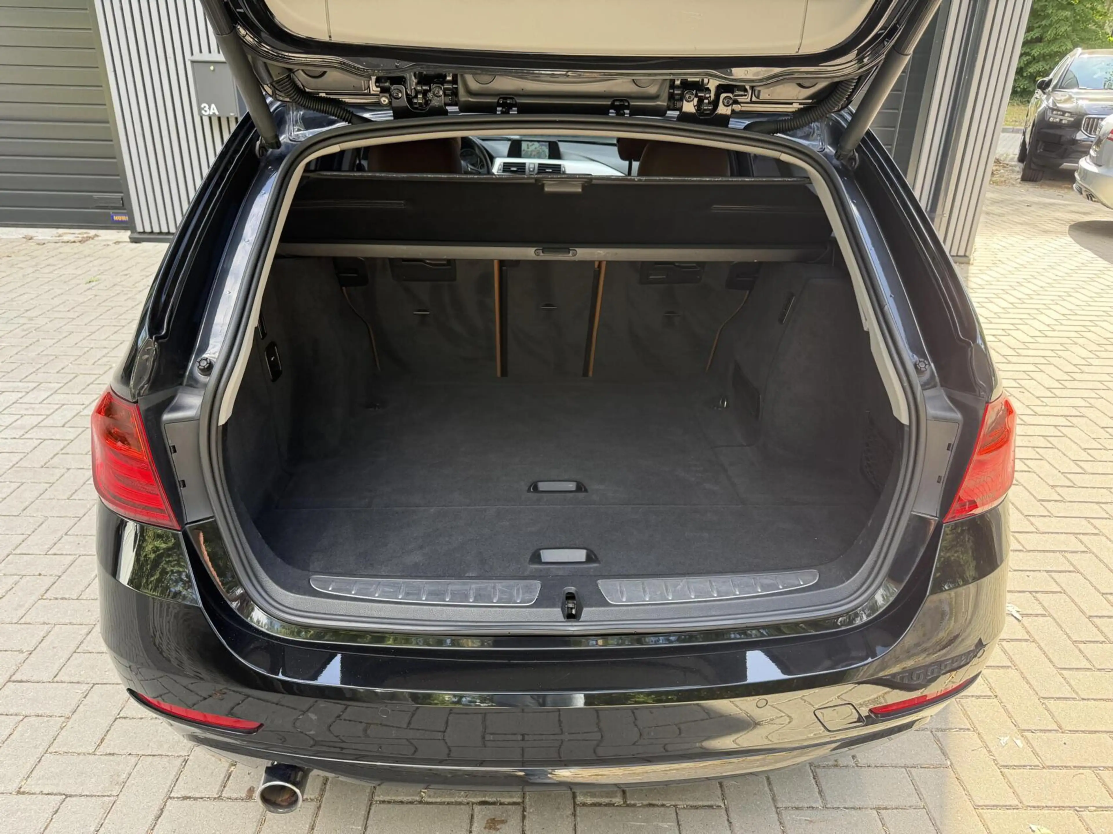 BMW 316 3-serie Touring 316d l Dealer onderhouden l 2e eig — photo 27