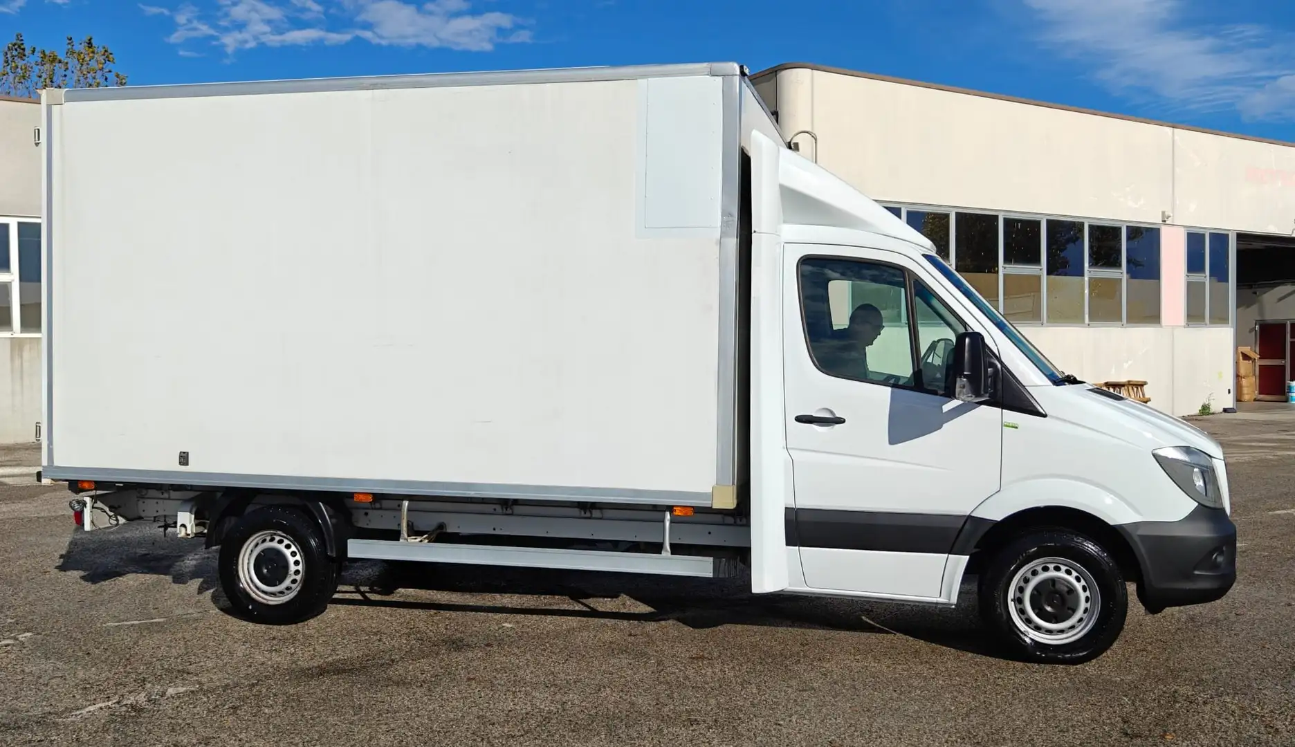 Mercedes-Benz Sprinter 319 Bianco - 2