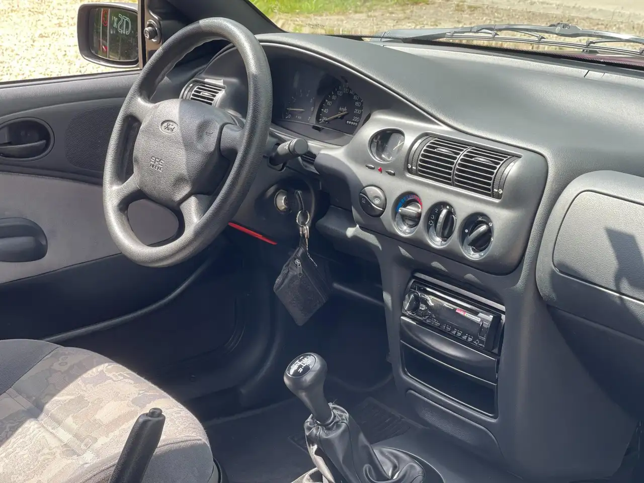 Ford Escort Cabrio 1.6 CLX | UNIEKE STAAT | 90DKM | ELEK,CABRI, foto 8