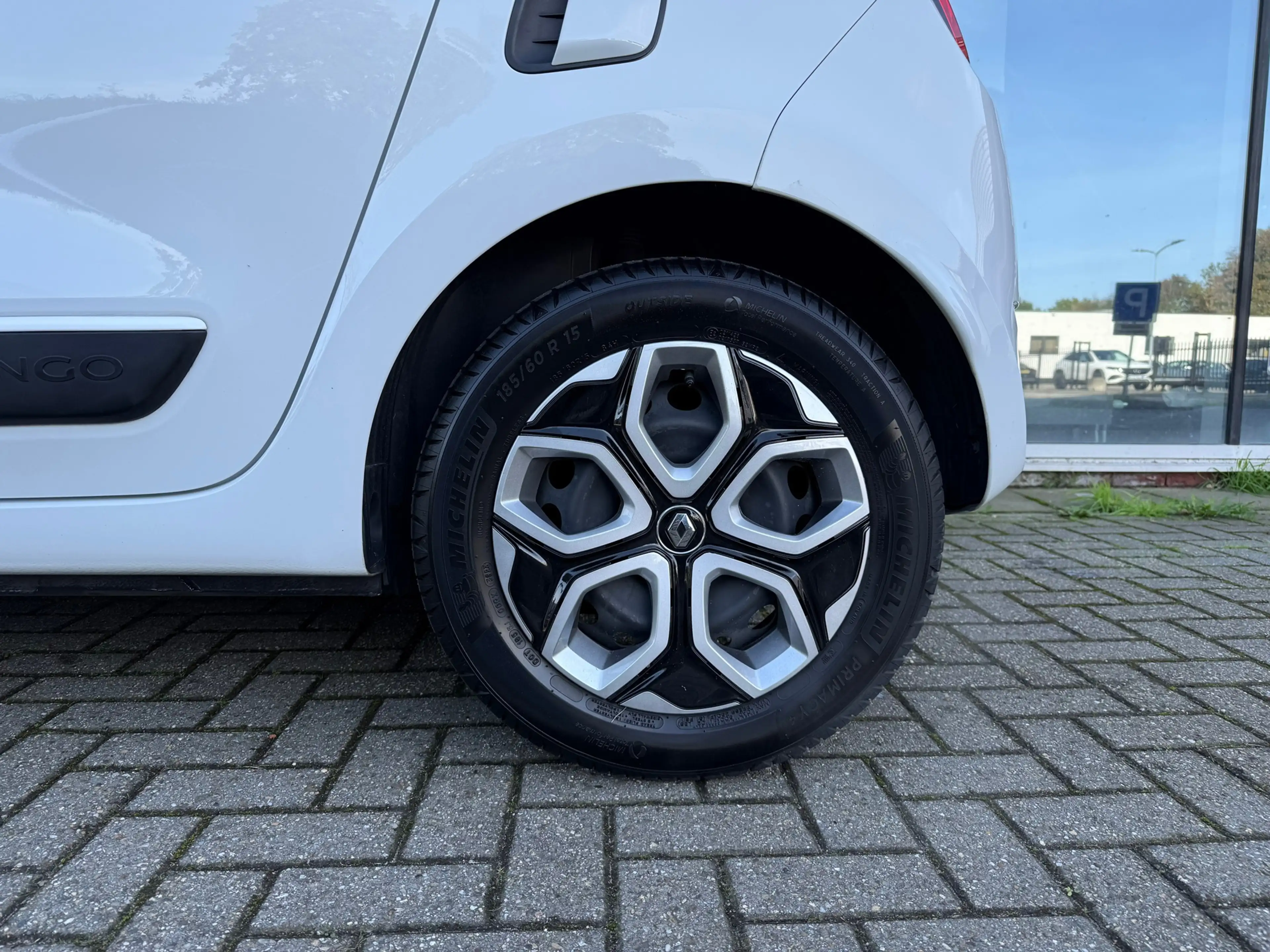 Renault Twingo 1.0 SCe Collection - Airco - Media - Org. NL - lag — photo 9