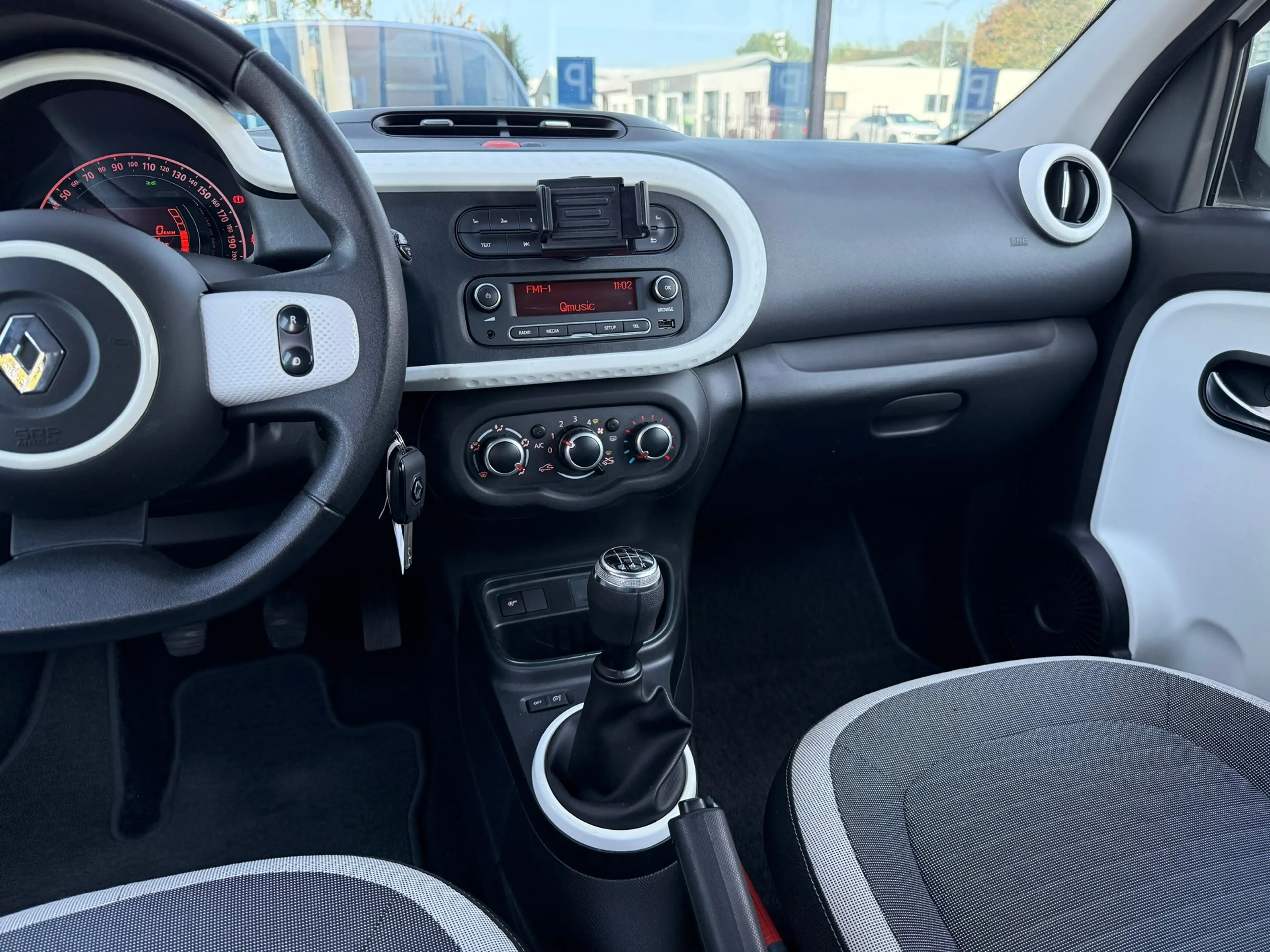 Renault Twingo 1.0 SCe Collection - Airco - Media - Org. NL - lag — photo 8