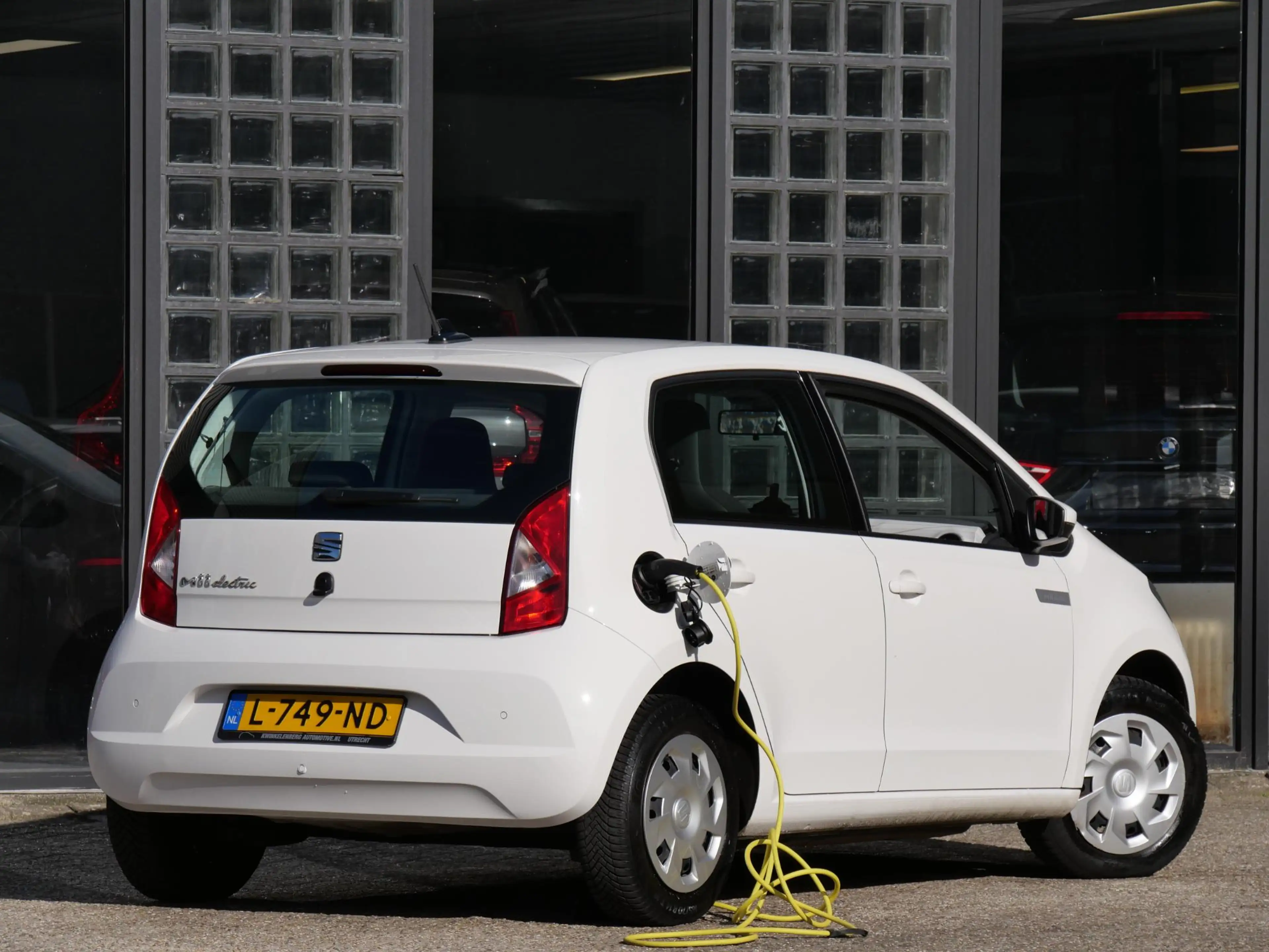 SEAT Mii Electric TECHNOLOGY PACK/ PDC ACHTER/ CRUISE CONTR — photo 2