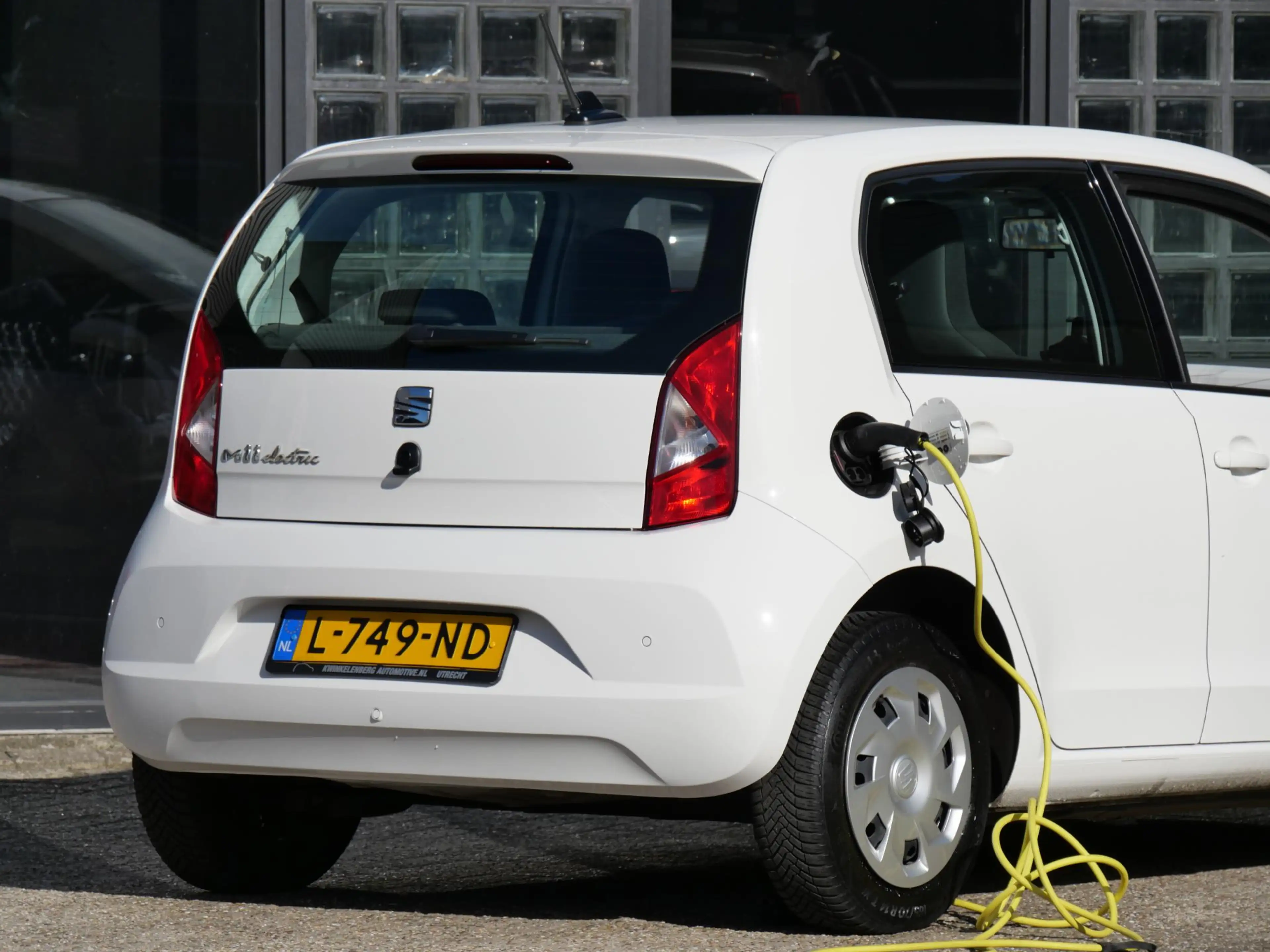 SEAT Mii Electric TECHNOLOGY PACK/ PDC ACHTER/ CRUISE CONTR — photo 14