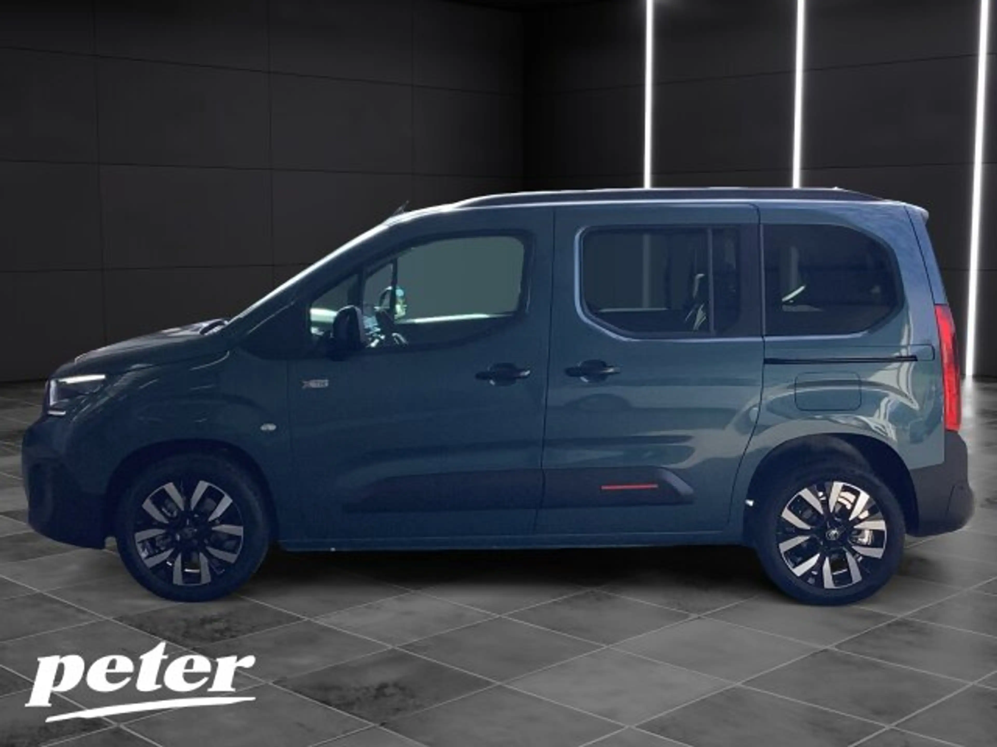 Citroen Berlingo Berlingo M 130 MAX BAR +180°Kamera+NAV+ACC+LHZ+ — photo 3